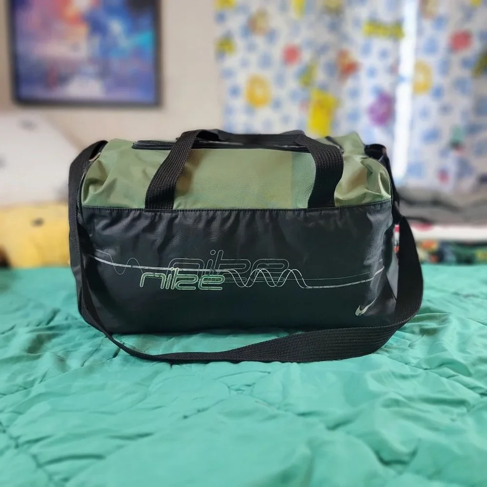 Vintage Nike Unisex Adults Green Black Duffel Bag Gym Work Casual Travel